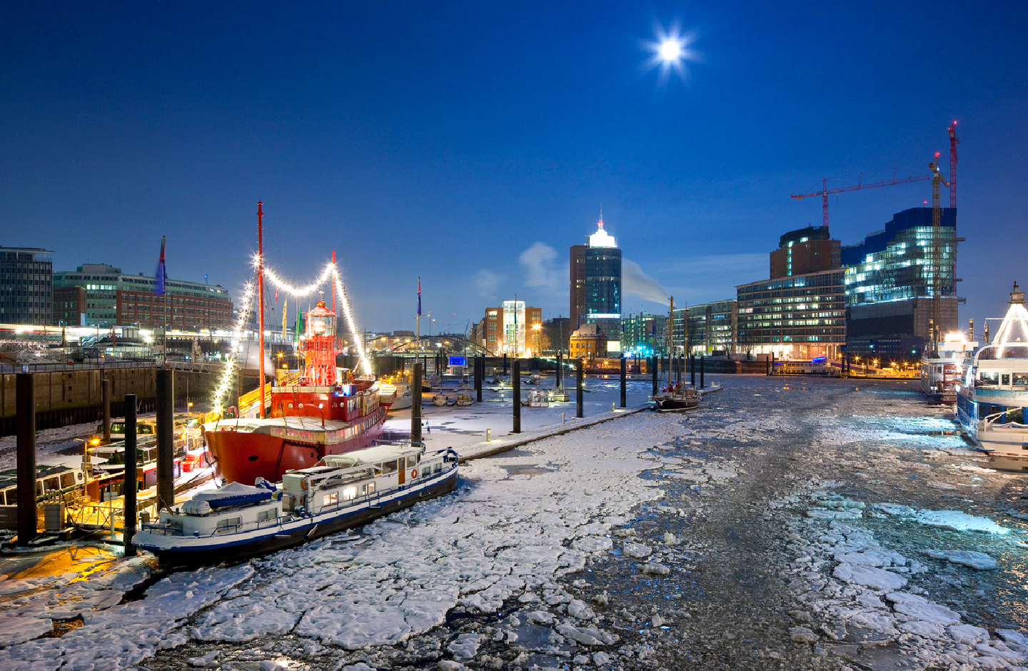 Feuerschiff im Hamburger Hafen als Weihnachtsfeier-Idee