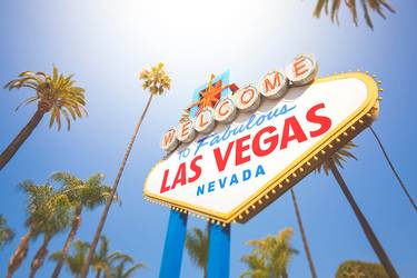 Las Vegas Nevada Schild aus der Froschperspektive fotografiert