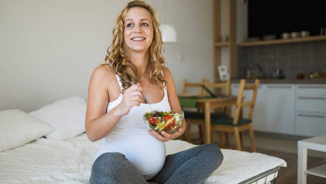 Quitten Essen In Der Schwangerschaft Gesund essen in der Schwangerschaft: Diese Nährstoffe dürfen nicht fehlen